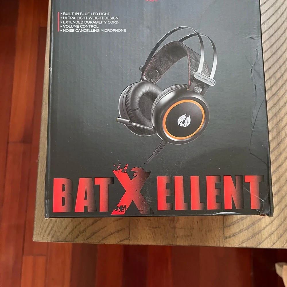 Gaming headphones